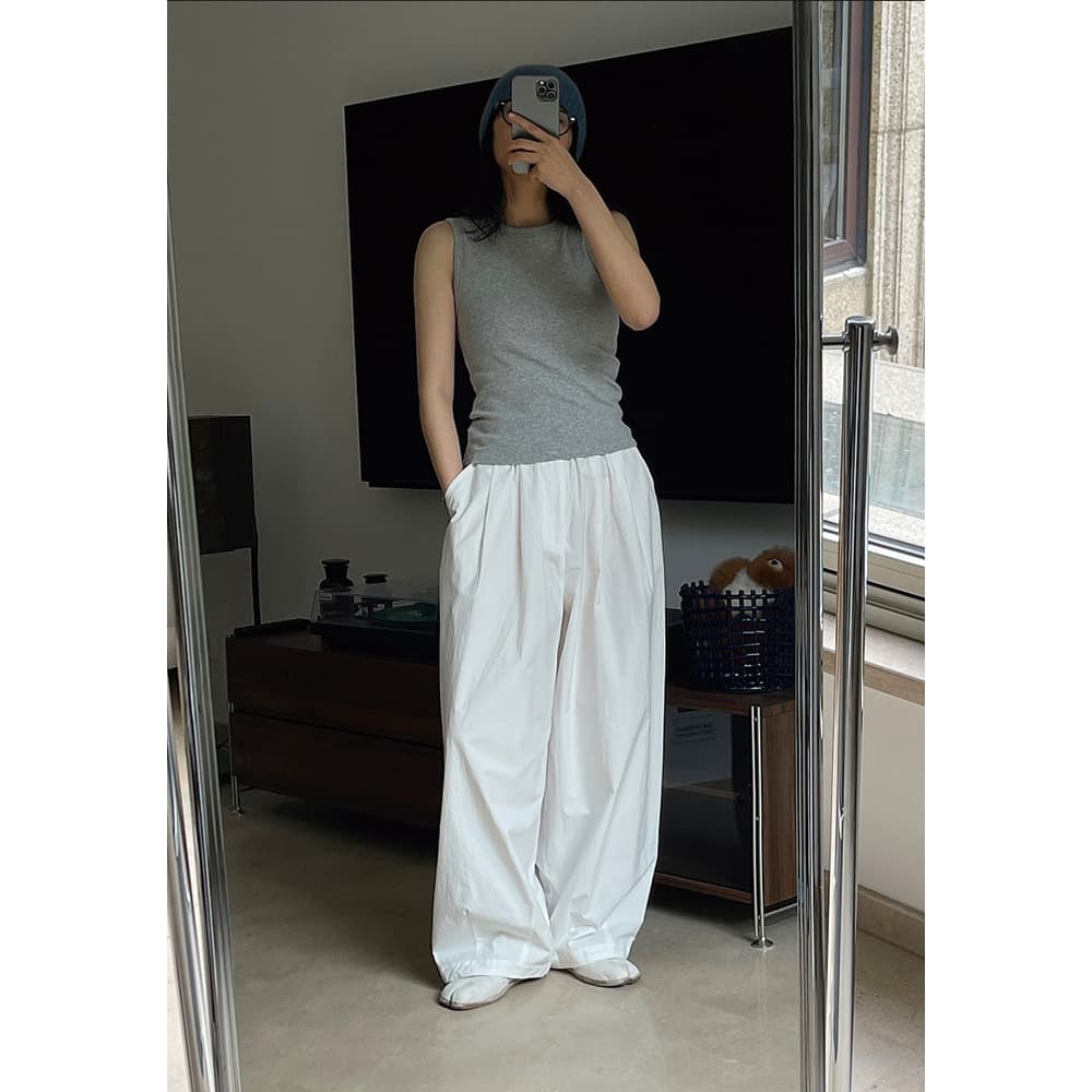 すっきりシルエット リブタンクトップ