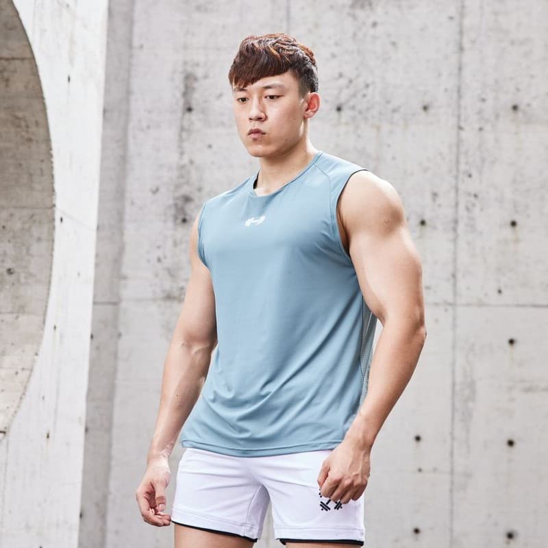 トレーニング用筋肉魅せタンクトップ