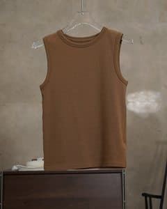 すっきりシルエット リブタンクトップ