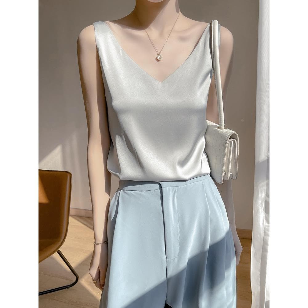 上質シルク風 艶めきタンクトップ