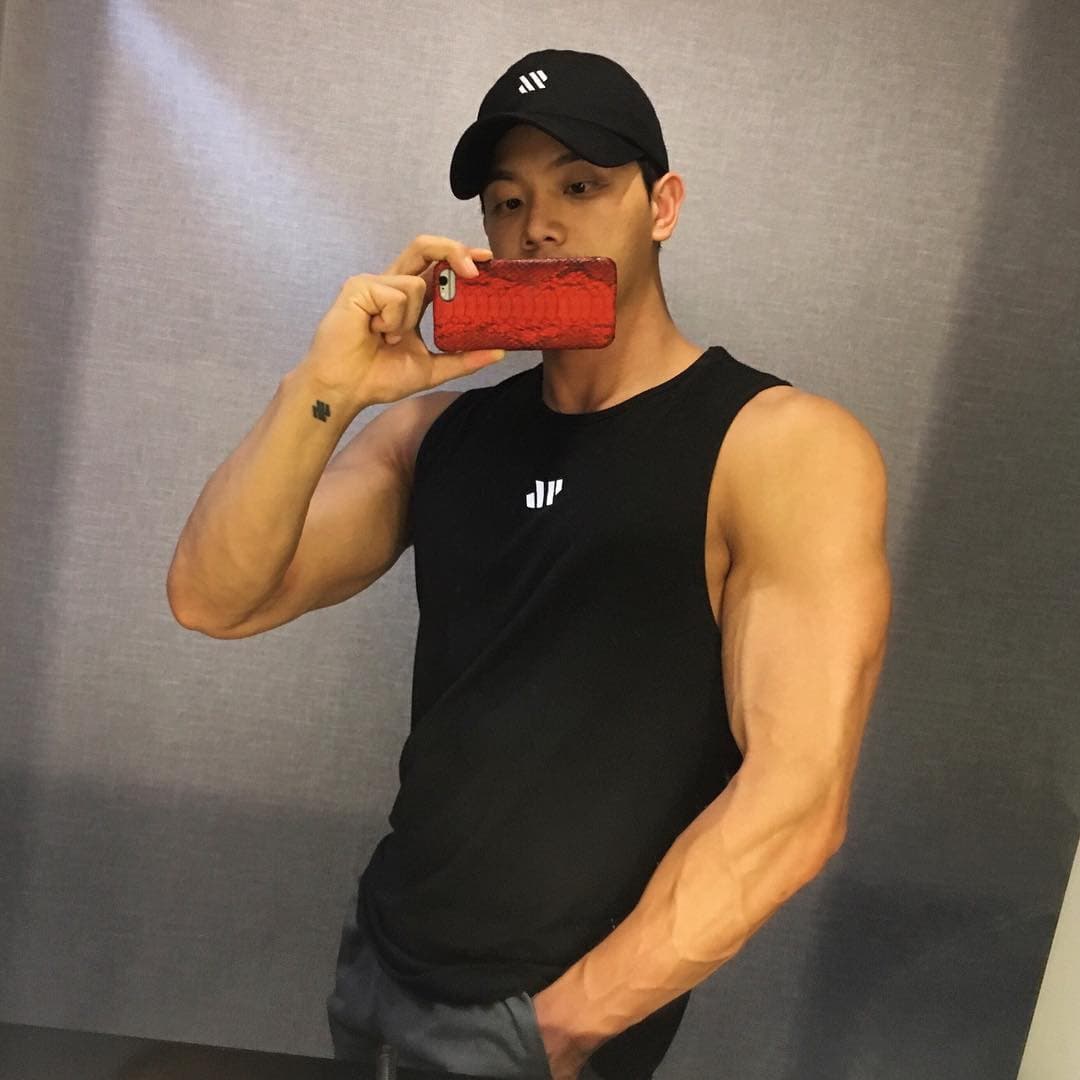 メッシュ素材さらさらタンクトップ